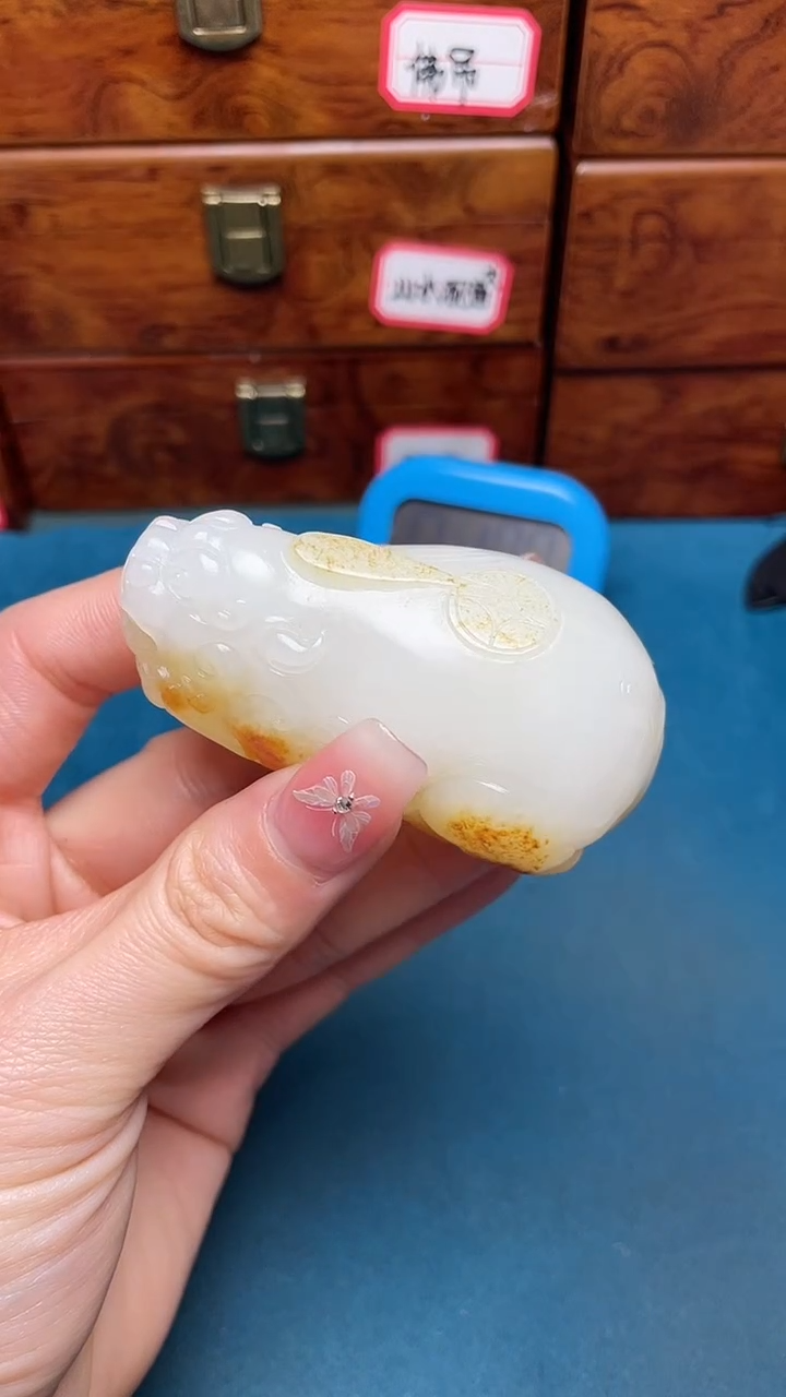 【闪购商品】和田玉把件未镶嵌和田玉