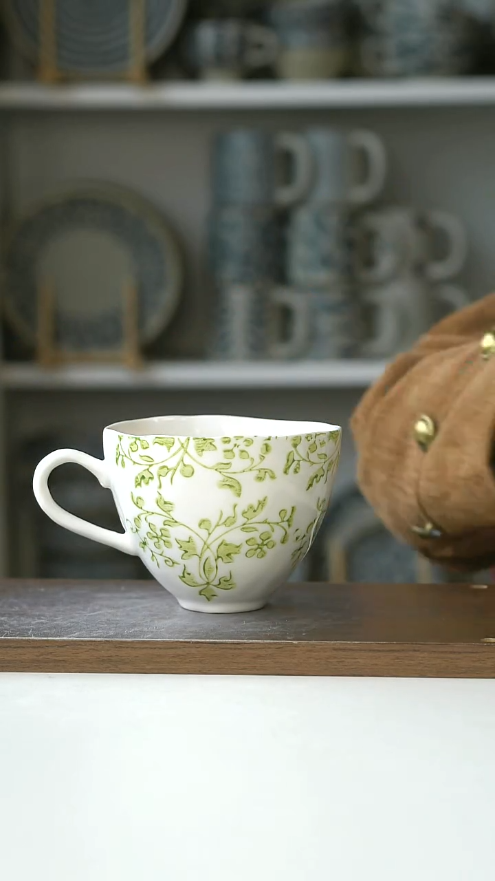 陶出英国绿藤蔓早餐杯380ml@4-2@微瑕