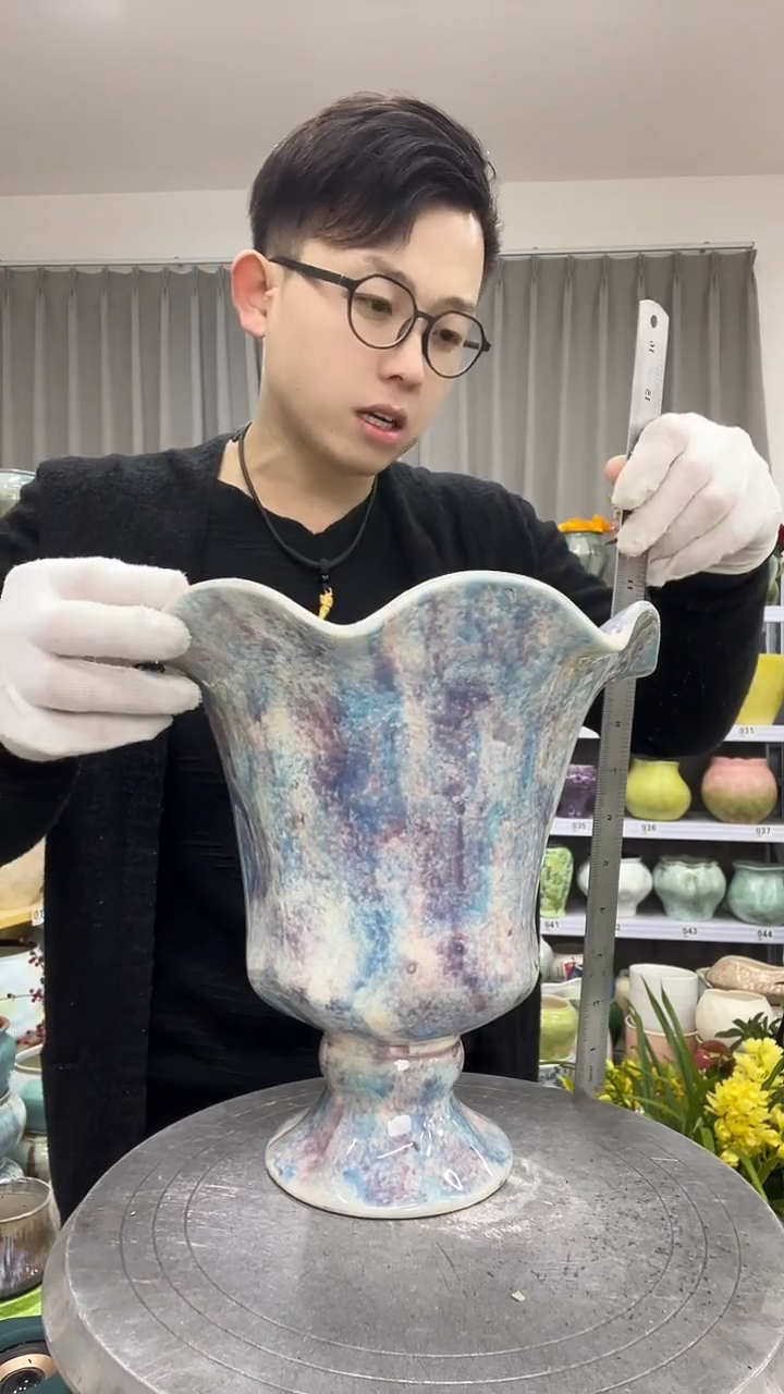 【12.1号】花盆 高： 25 口：19