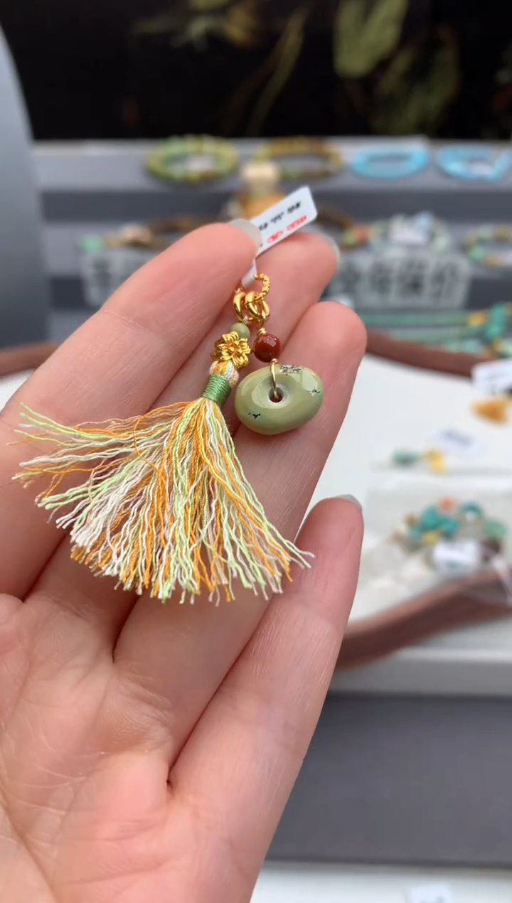 未镶嵌挂件南红玛瑙茜.A103