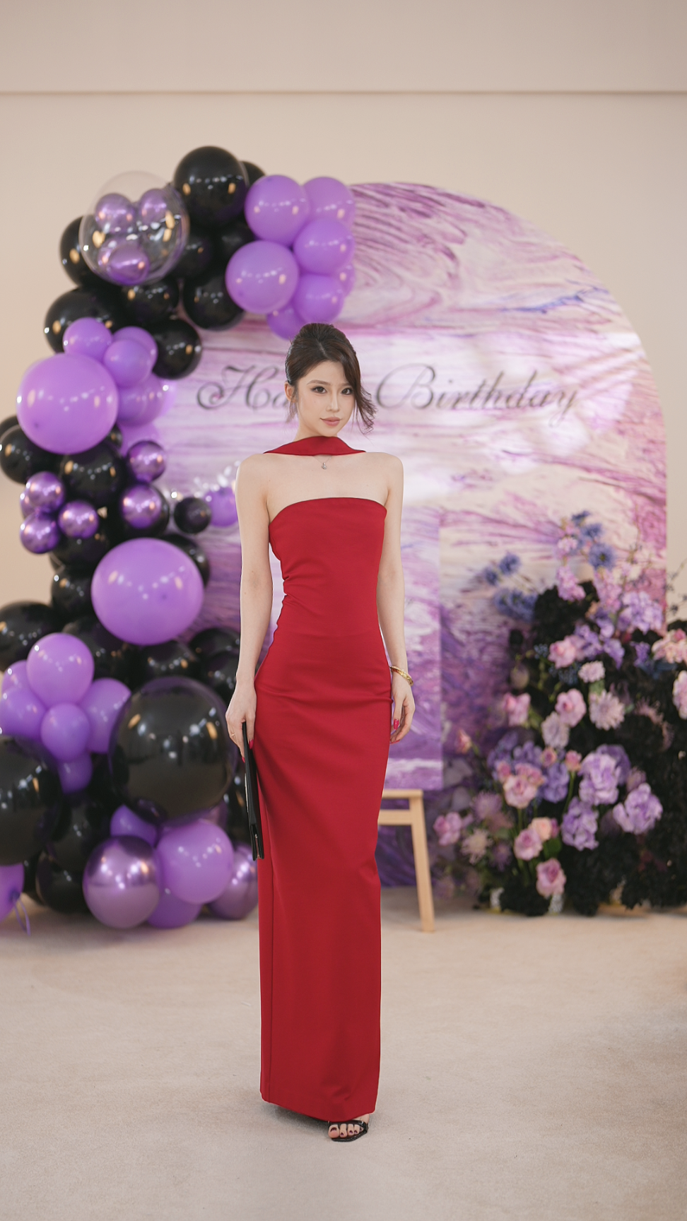 【UU】法式纯欲风性感挂脖气质性感夏季新款弹力连衣裙M132