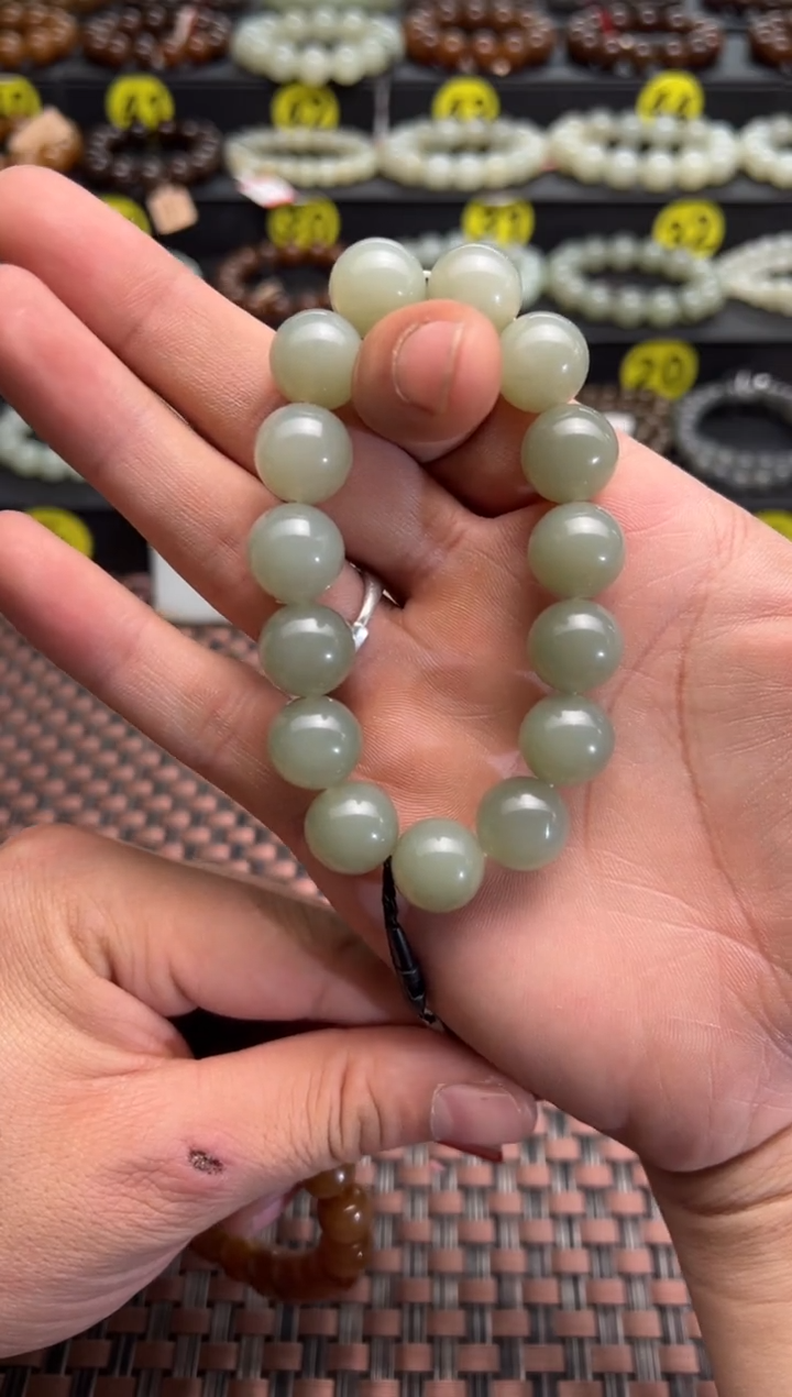 【闪购商品】和田玉手串未镶嵌且末料青白玉卡14手串