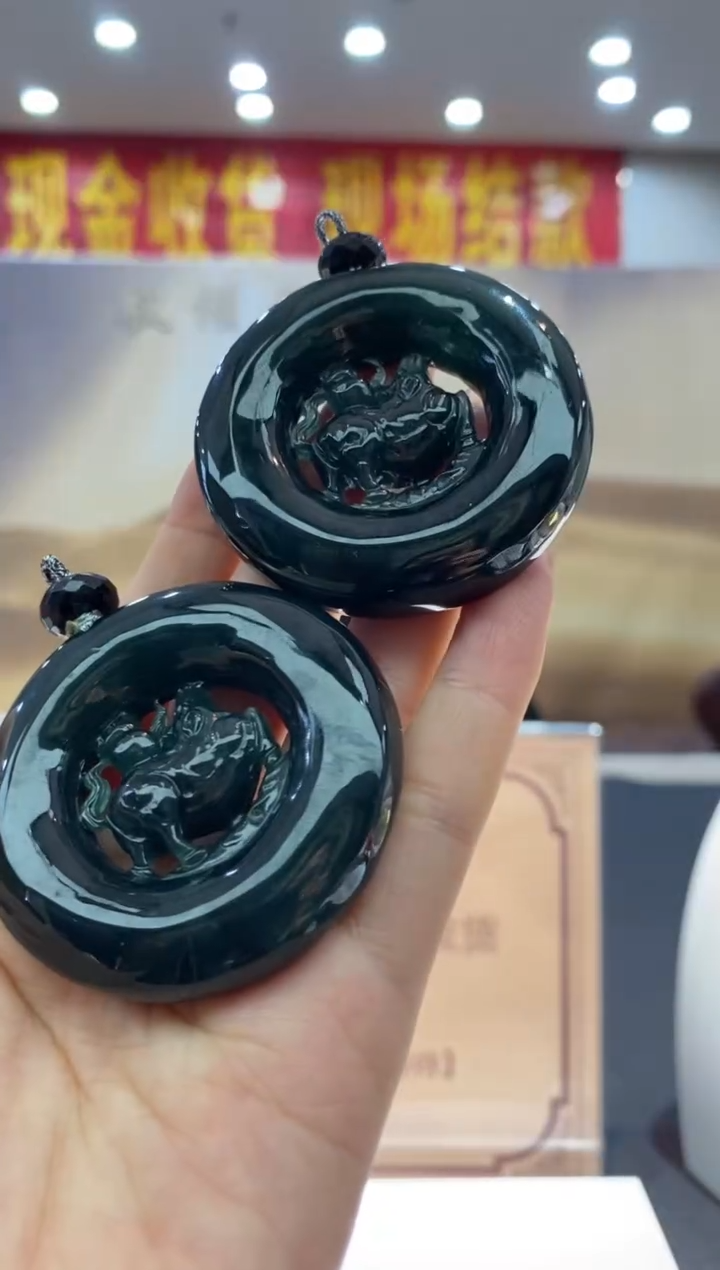 【闪购商品】定制翡翠未镶嵌多样性发货【只发一件】*q33