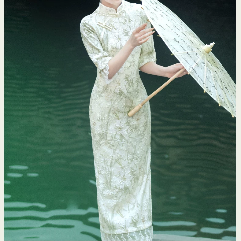 夏季复古复古风常规款蕾丝少女低开衩连衣裙