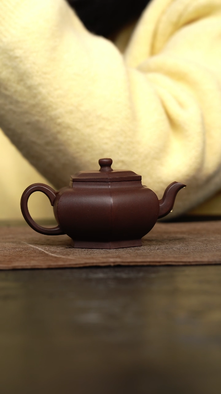 【闪购商品】紫砂茶壶六方宫灯壶紫泥115cc