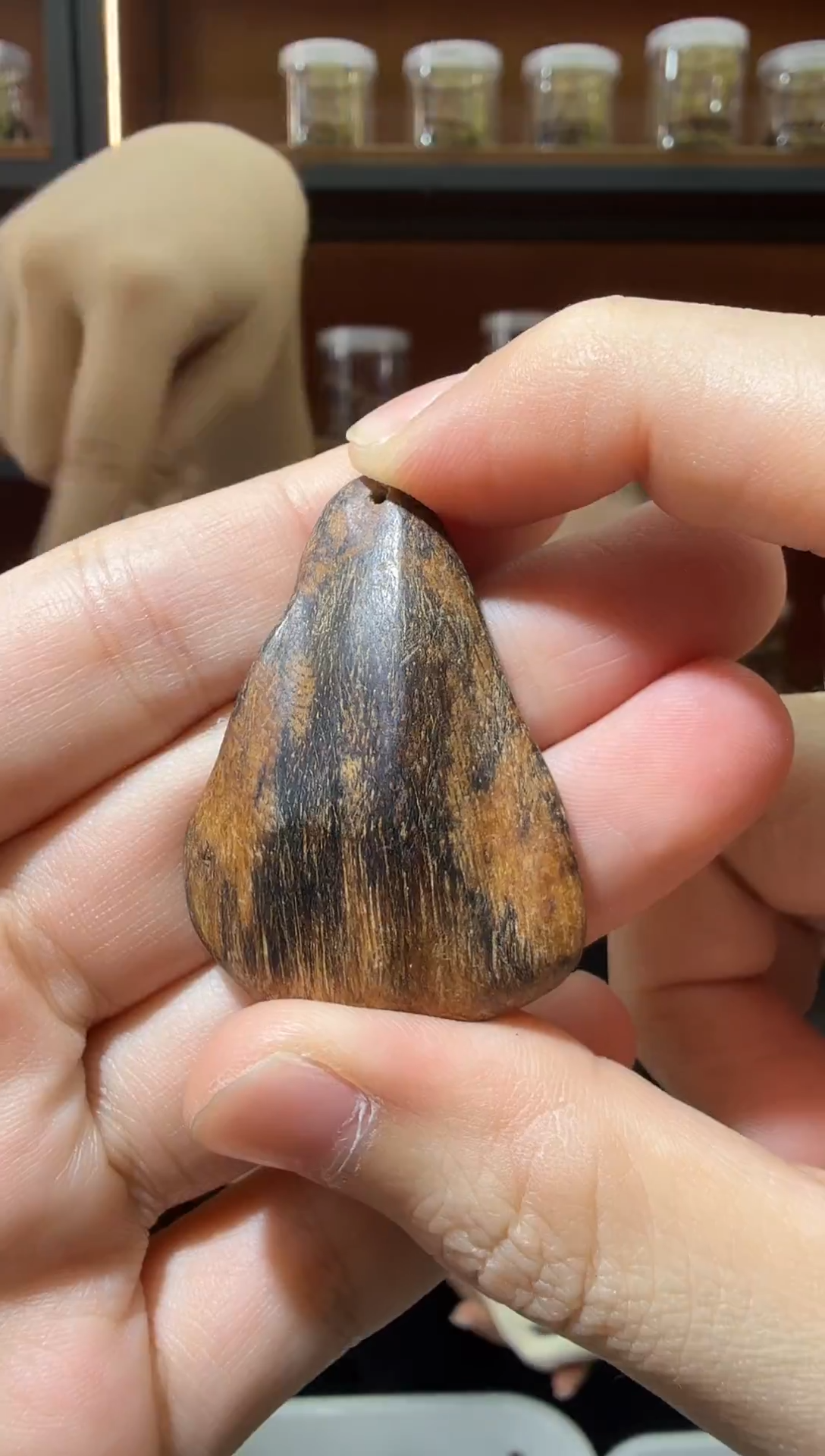 沉香吊坠154号芽庄虎斑多样性发一