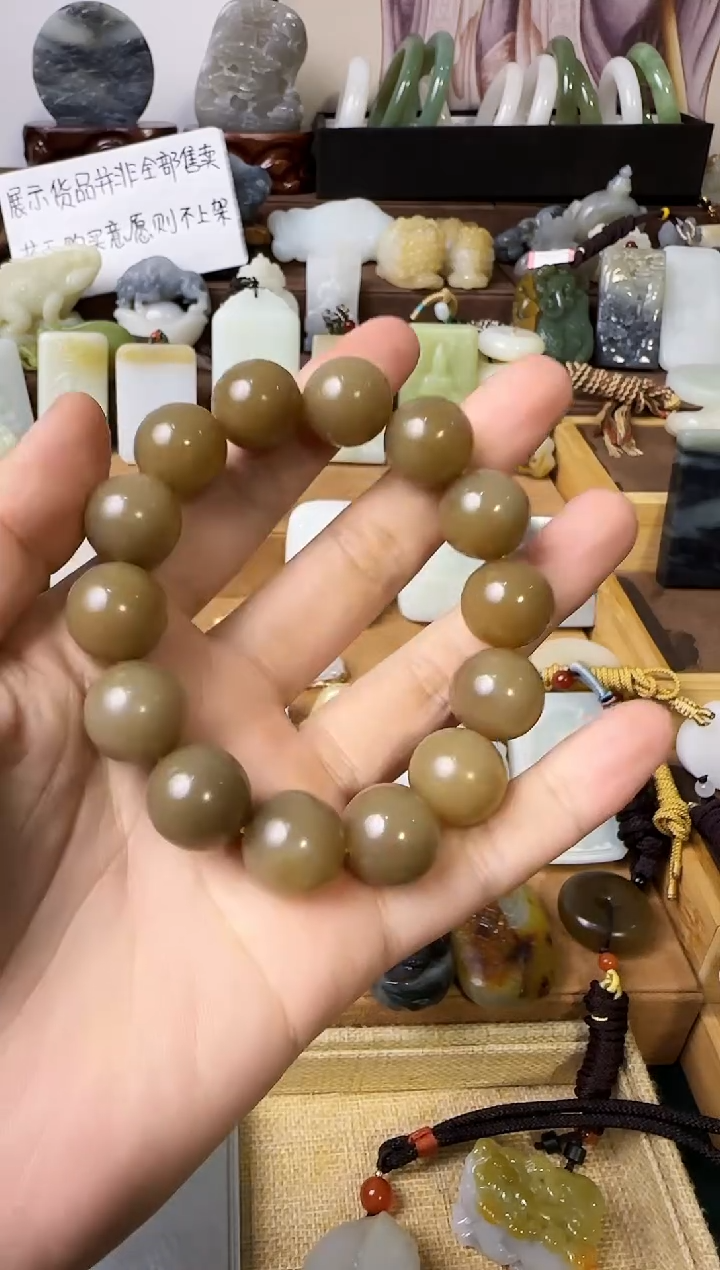 【闪购商品】和田玉颈饰未镶嵌手串