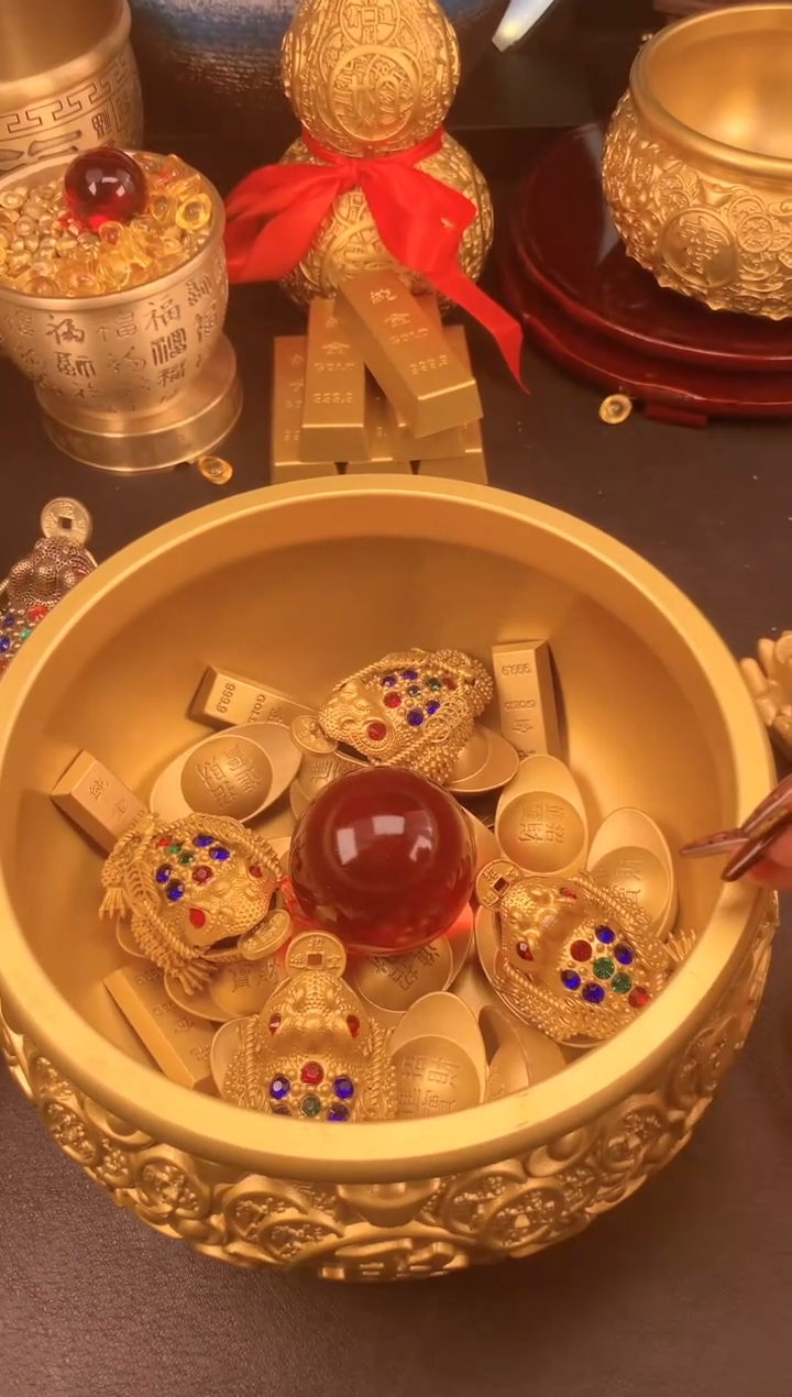 金属30锭元宝套餐送两只金蟾（不含盆）