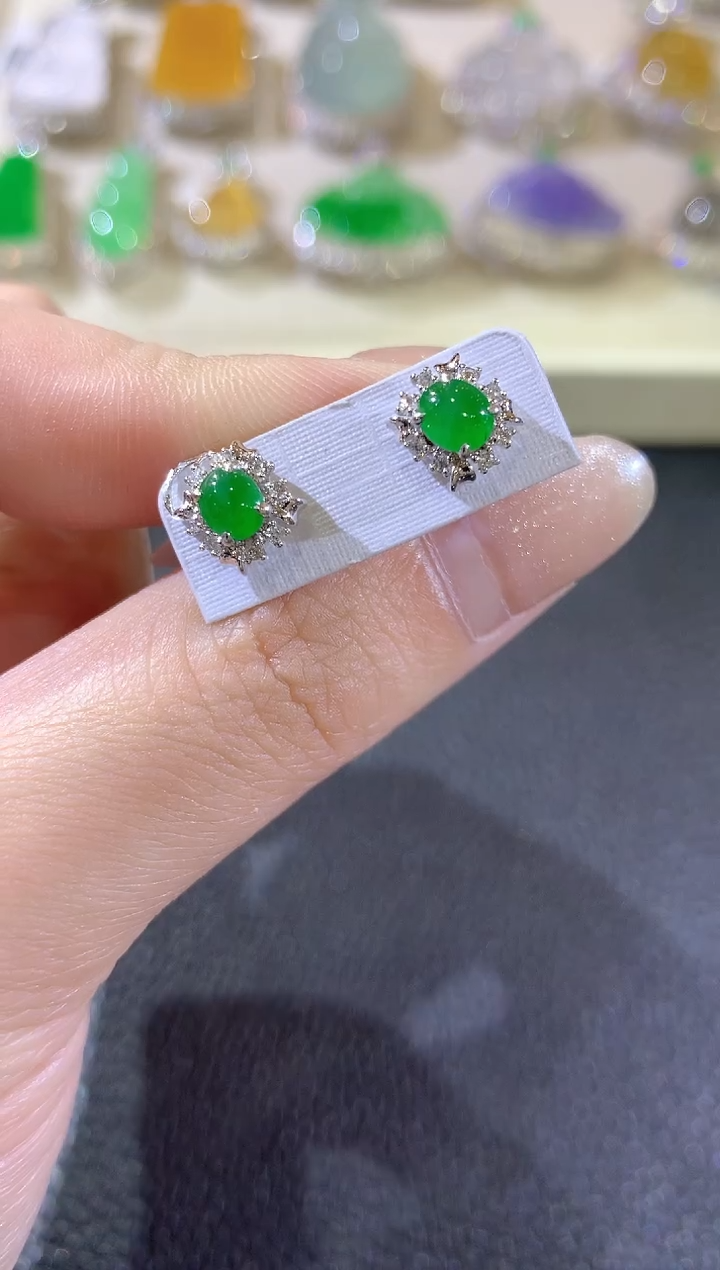 【闪购商品】翡翠耳饰18K金镶嵌C11翡翠