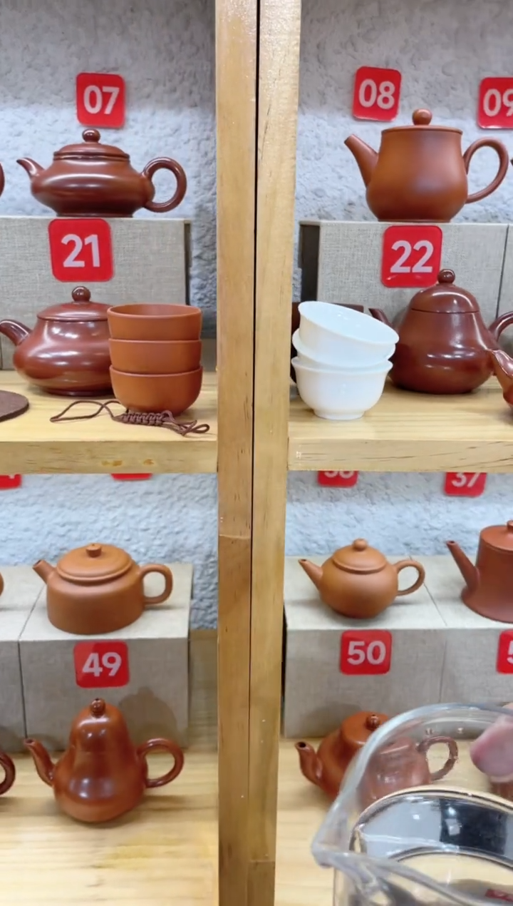 茶壶紫砂同***吖精工浮力····直接拍