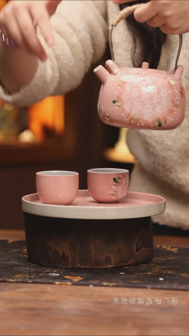 陶瓷景德镇高温釉下手绘陶瓷