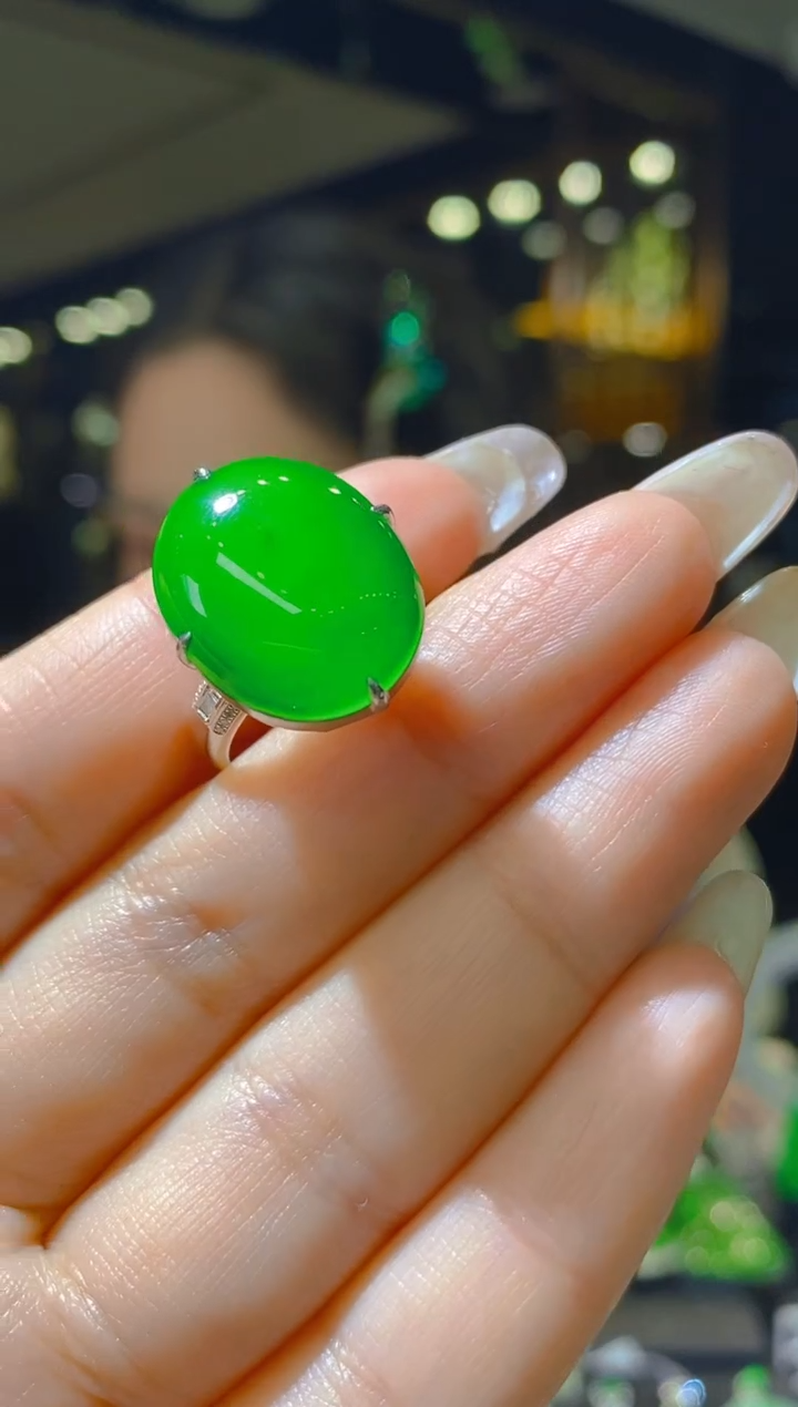 【闪购商品】翡翠戒指18K金镶嵌036   