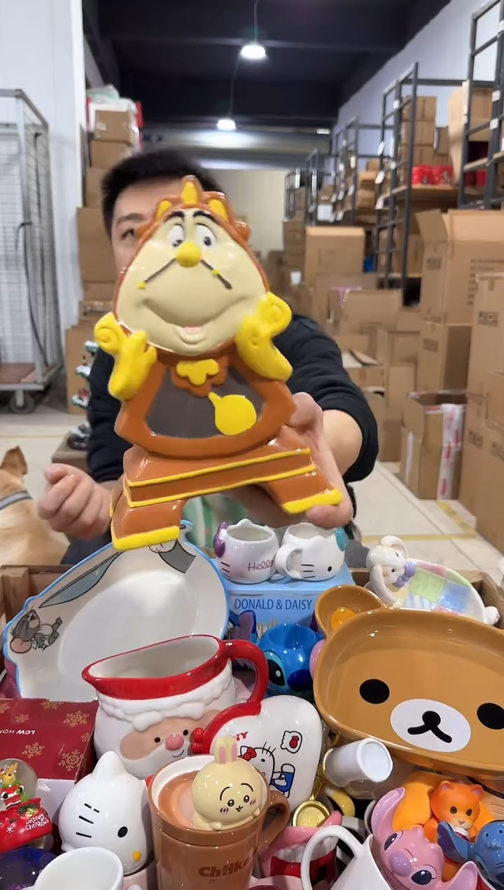 瓷片葛思华钱罐 