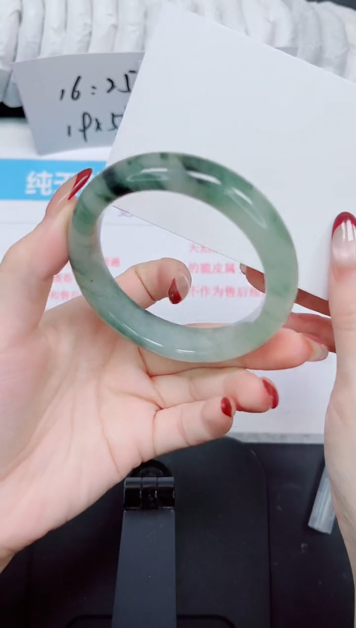 【闪购商品】石英质玉手镯未镶嵌209