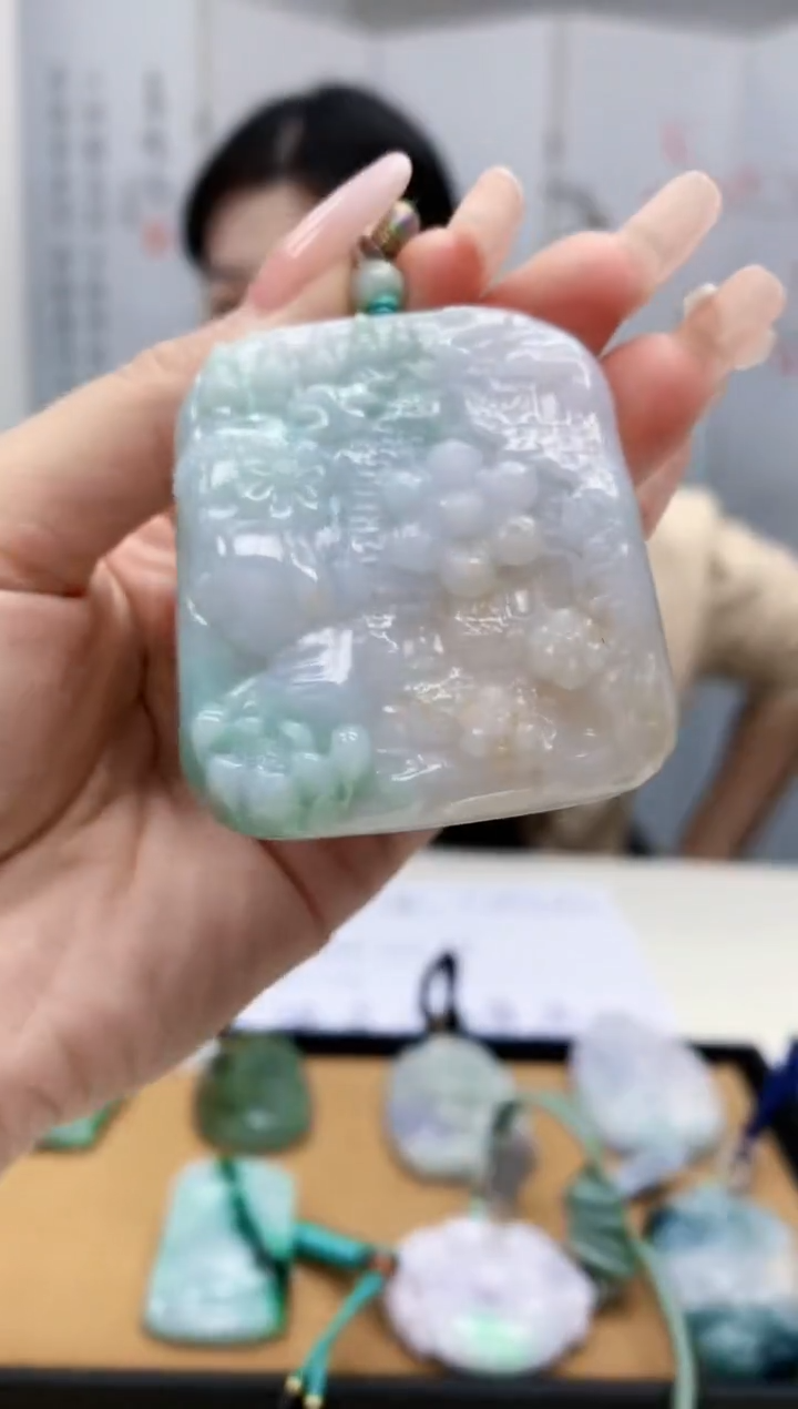 【闪购商品】定制翡翠未镶嵌0405lr-毛货挂件6