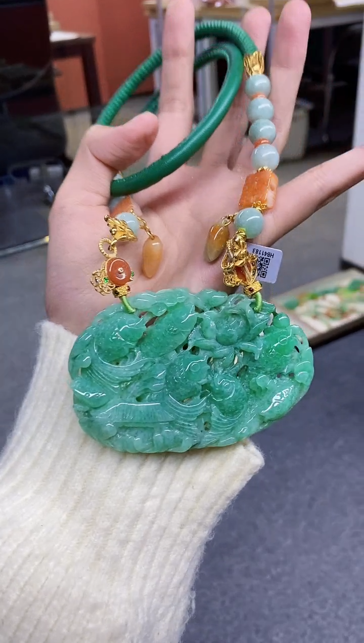颈饰未镶嵌翡翠翡翠吊坠-81