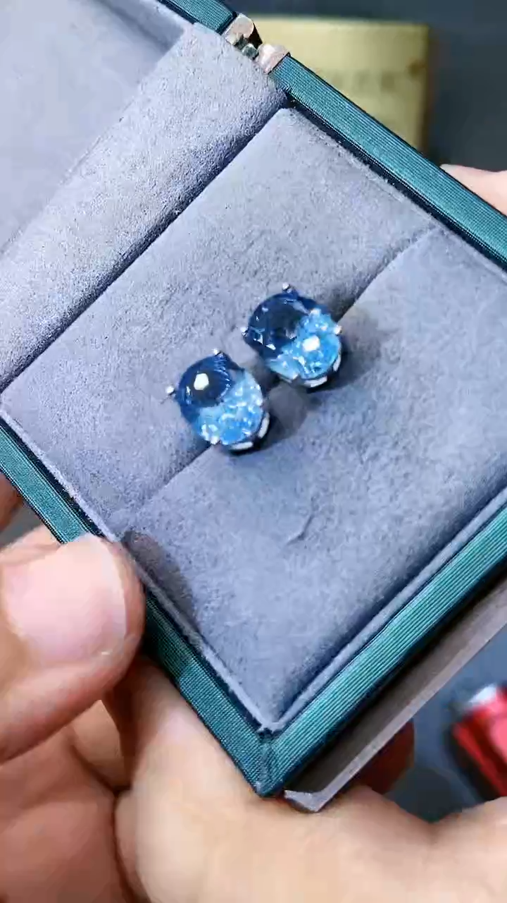 【闪购商品】海蓝宝石耳饰银S925镶嵌354