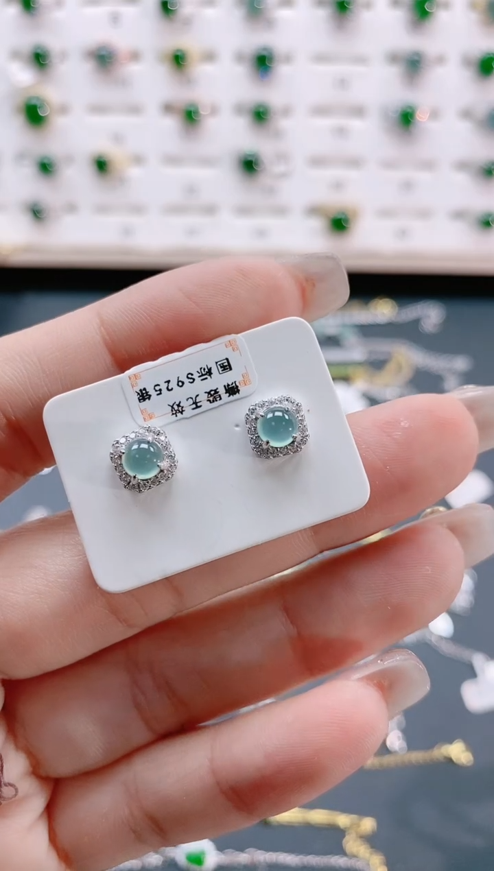 【闪购商品】翡翠耳饰银S925镶嵌天然翡翠
