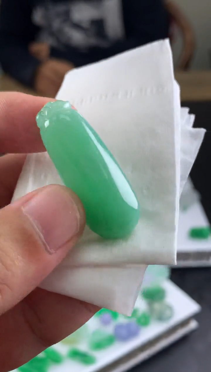 【闪购商品】定制翡翠未镶嵌翡翠