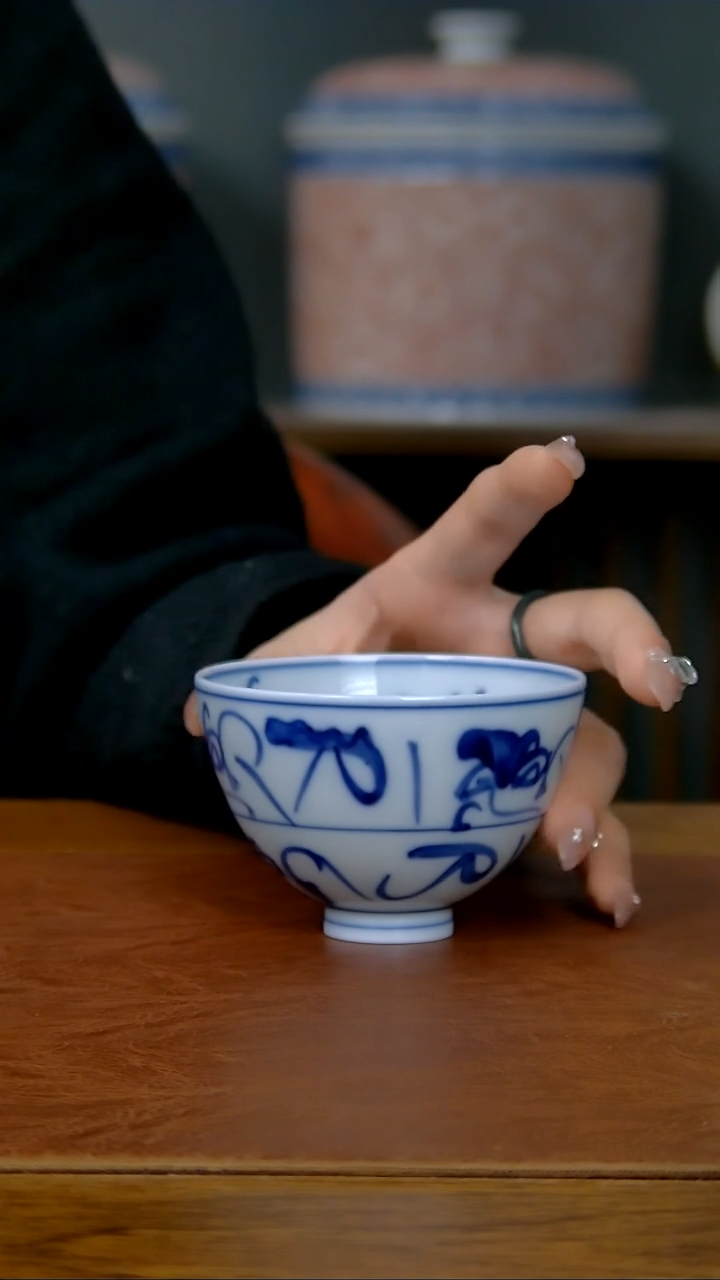 【闪购商品】陶瓷茶花纹鸡心杯（柴窑）      