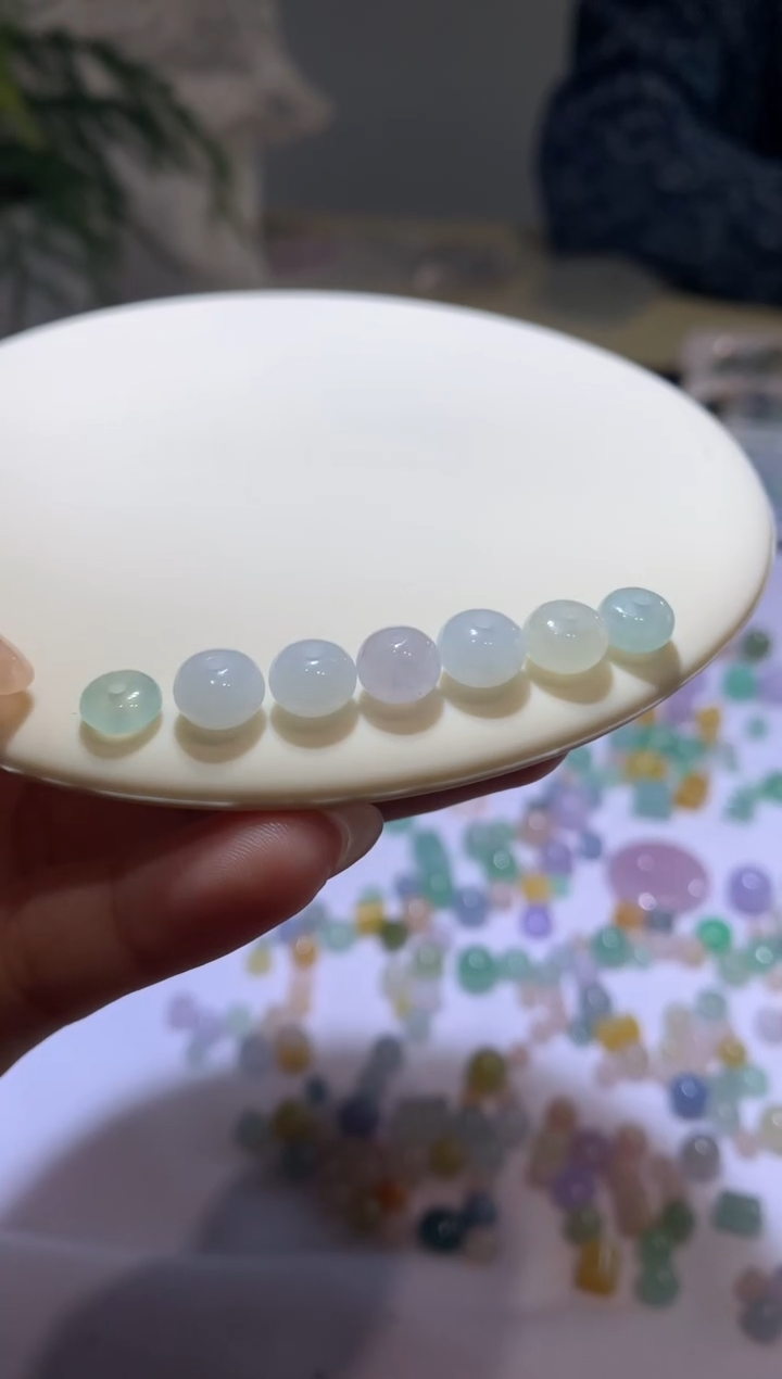 【闪购商品】定制翡翠未镶嵌7*七颗鼓珠66+10