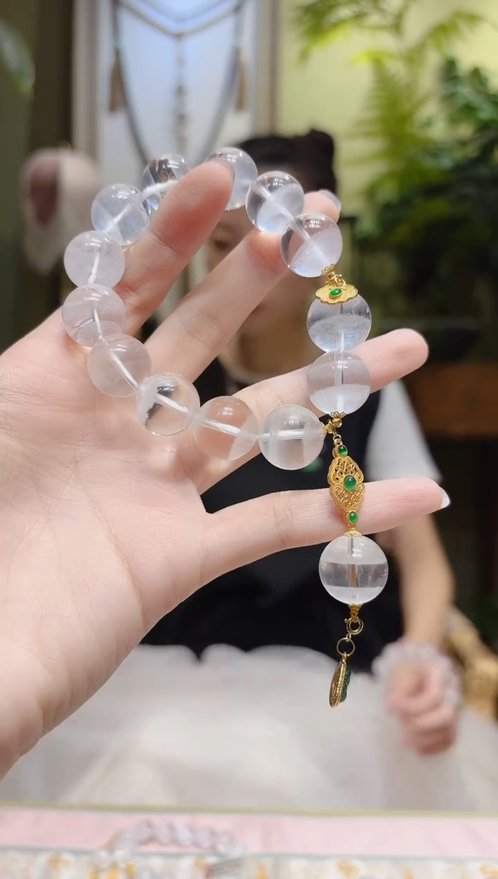 【闪购商品】水晶手串18K金镶嵌翡翠绿佛公单珠提溜白幽灵手串
