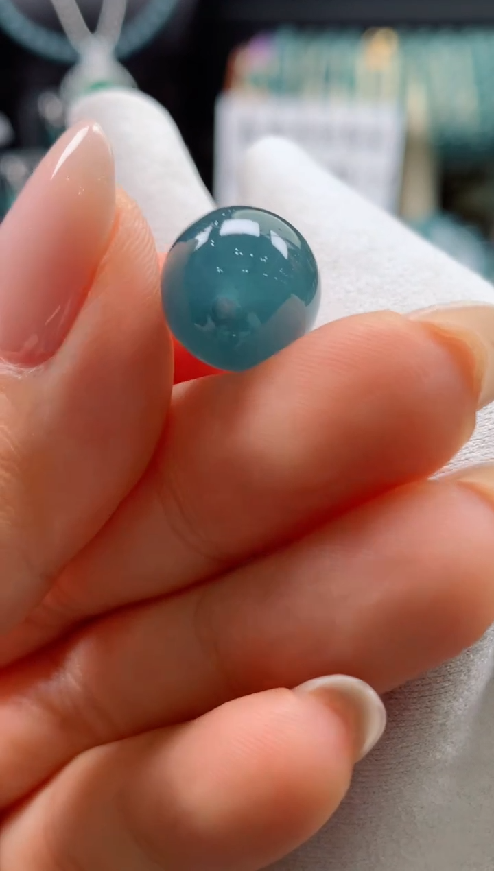 翡翠未镶嵌颈饰0851181103（卡十三左右99）