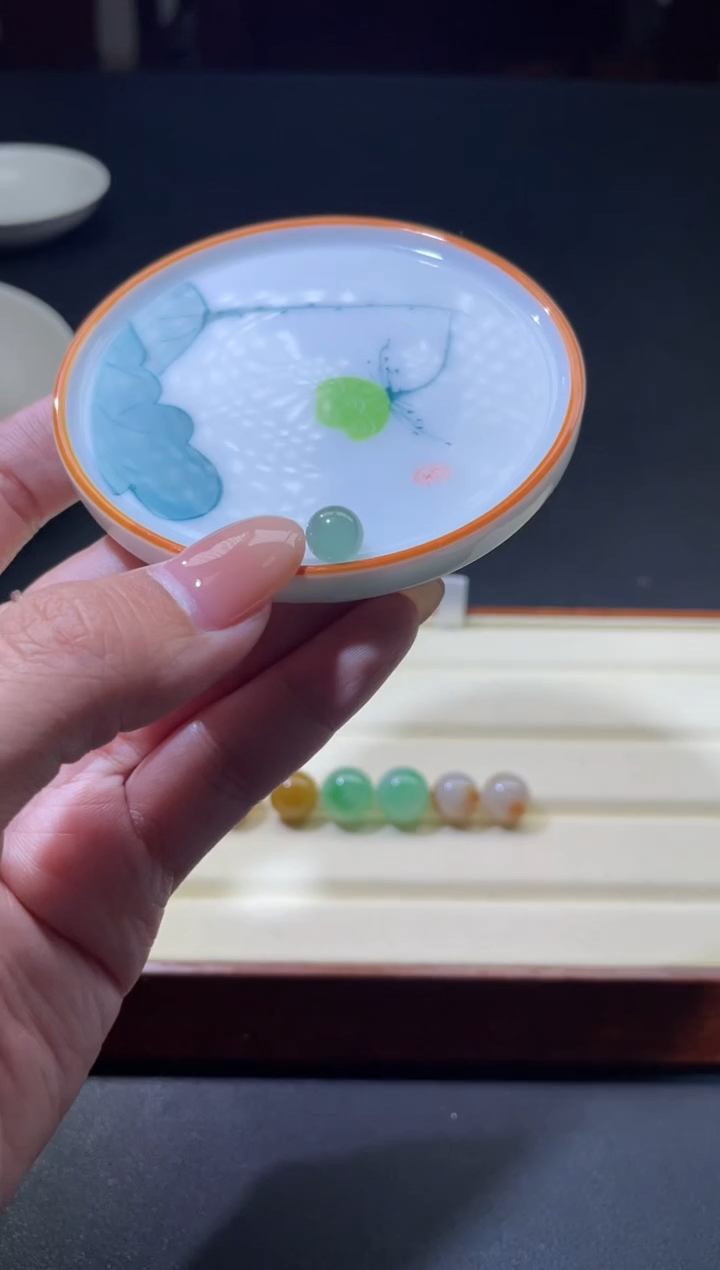 未镶嵌定制翡翠M****n翡翠毛货