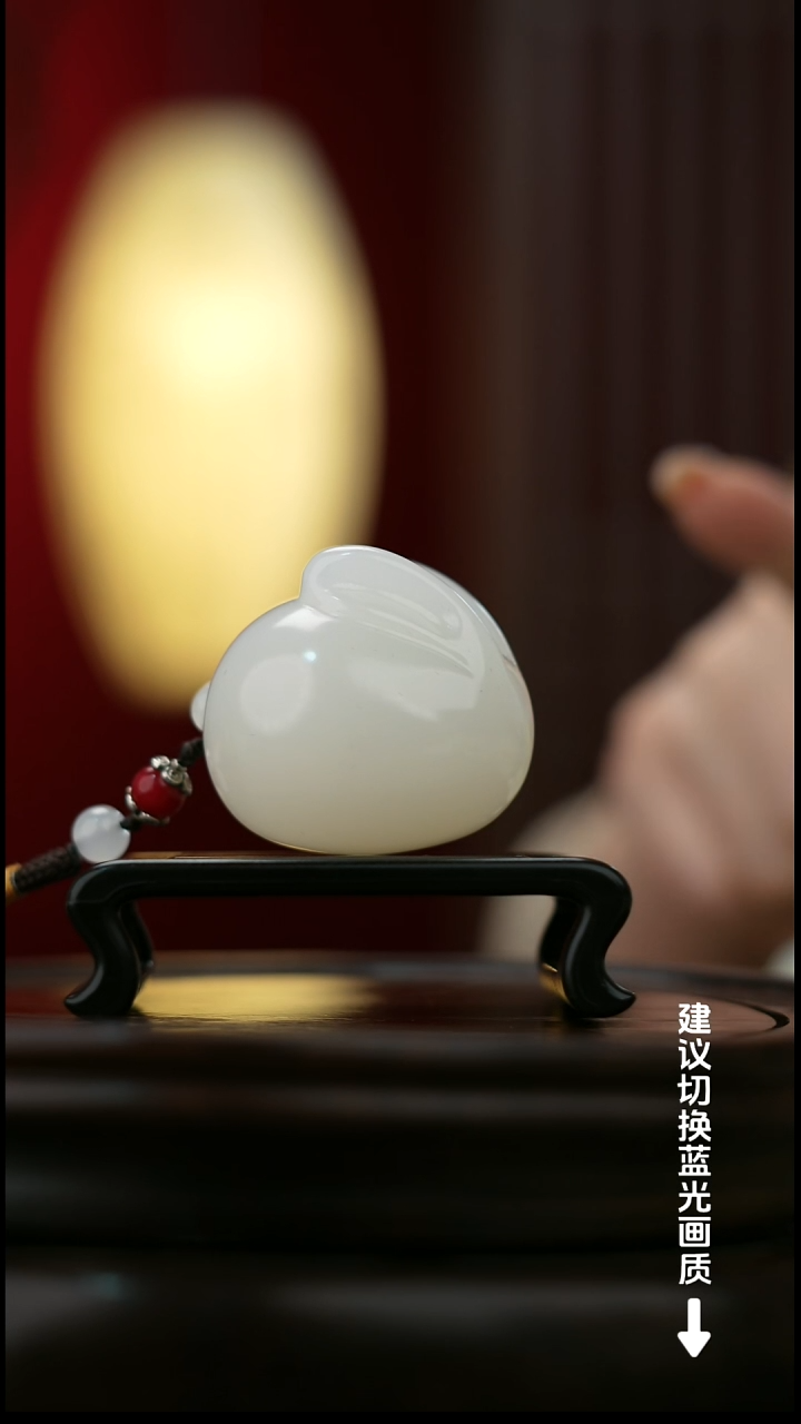 玉【前兔似锦】天然玉石手把件