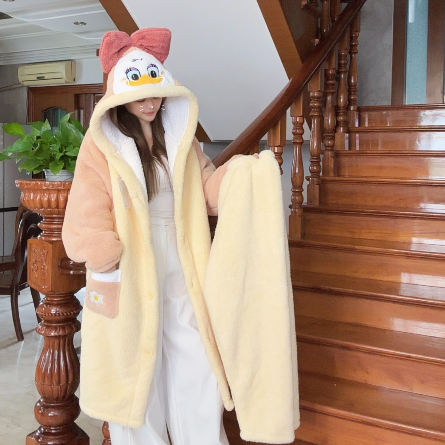2025爆款双层睡衣冬天加厚加绒时尚舒适冬季连帽可外穿过冬家居服