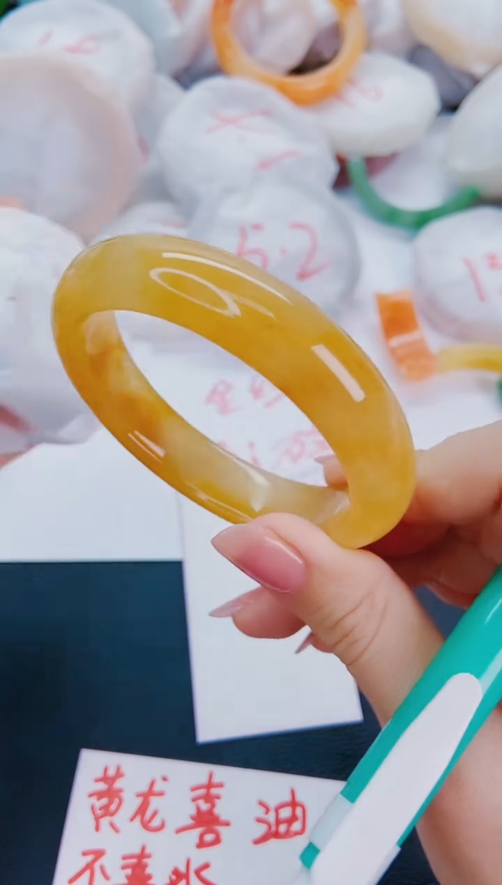 石英质玉手镯未镶嵌H128-58-59