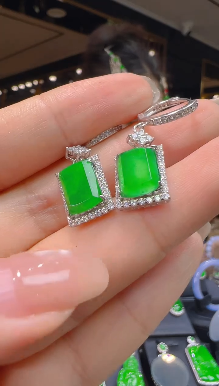 翡翠银S925镶嵌耳饰261 (多样性发货发其一)