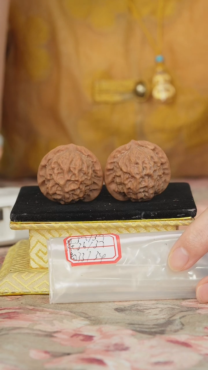 文玩核桃把件官印