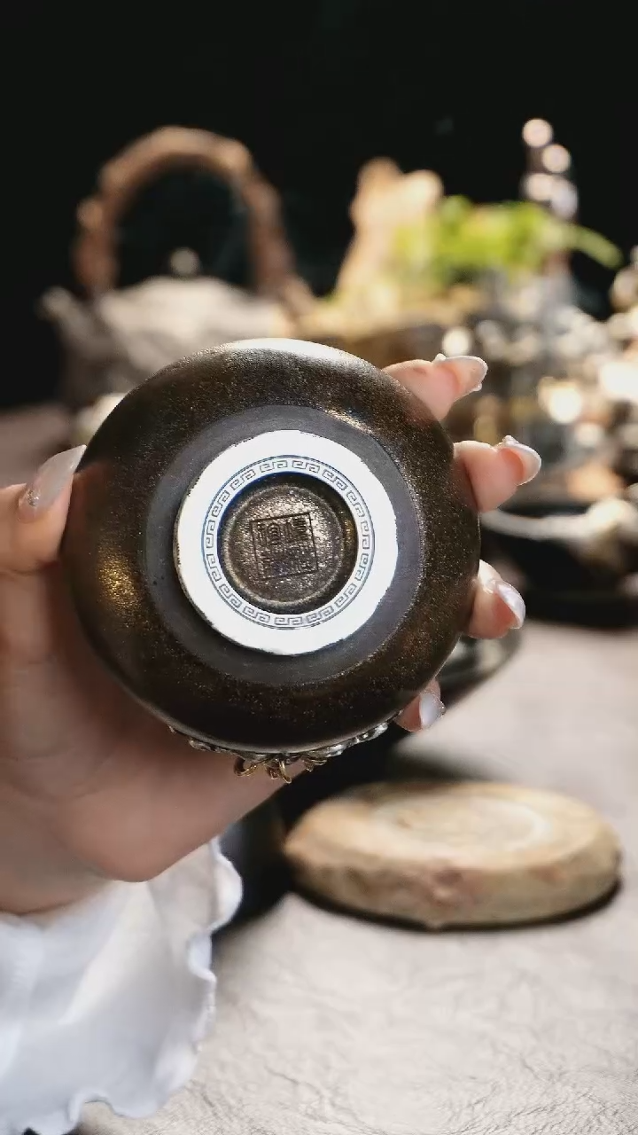 【闪购商品】境秋黑陶大圣主人杯