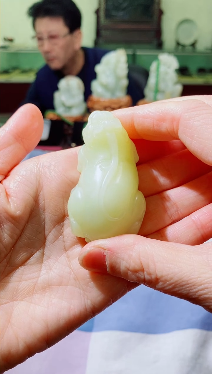 【闪购商品】和田玉（黄玉）挂件未镶嵌和田玉黄口料貔貅