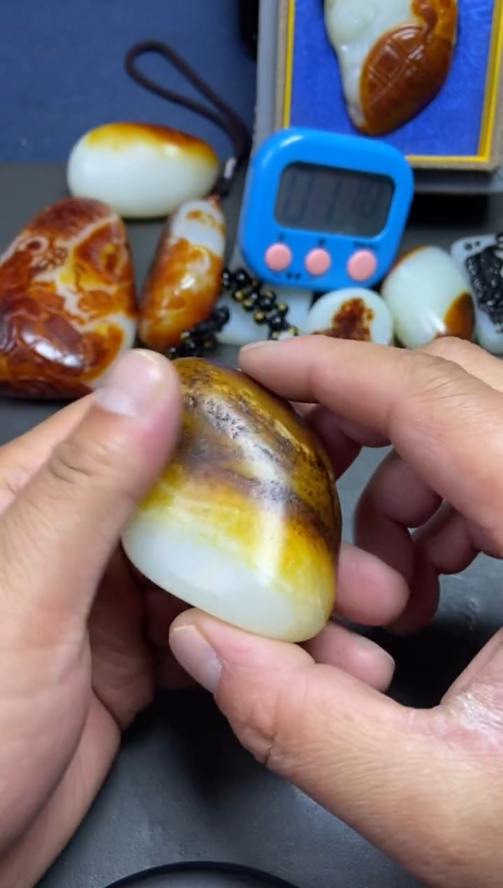 【闪购商品】和田玉把件未镶嵌和田玉