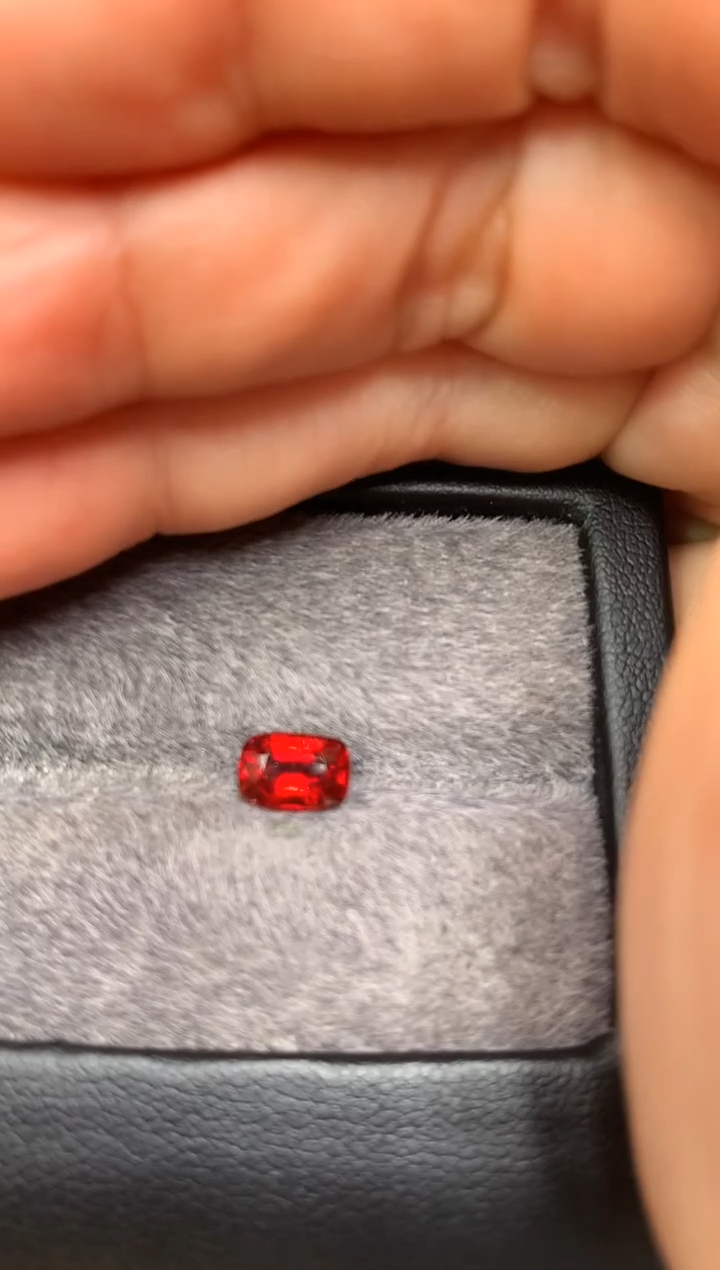 【闪购商品】定制尖晶石裸石未镶嵌枕型 抹谷红色调 1.21ct