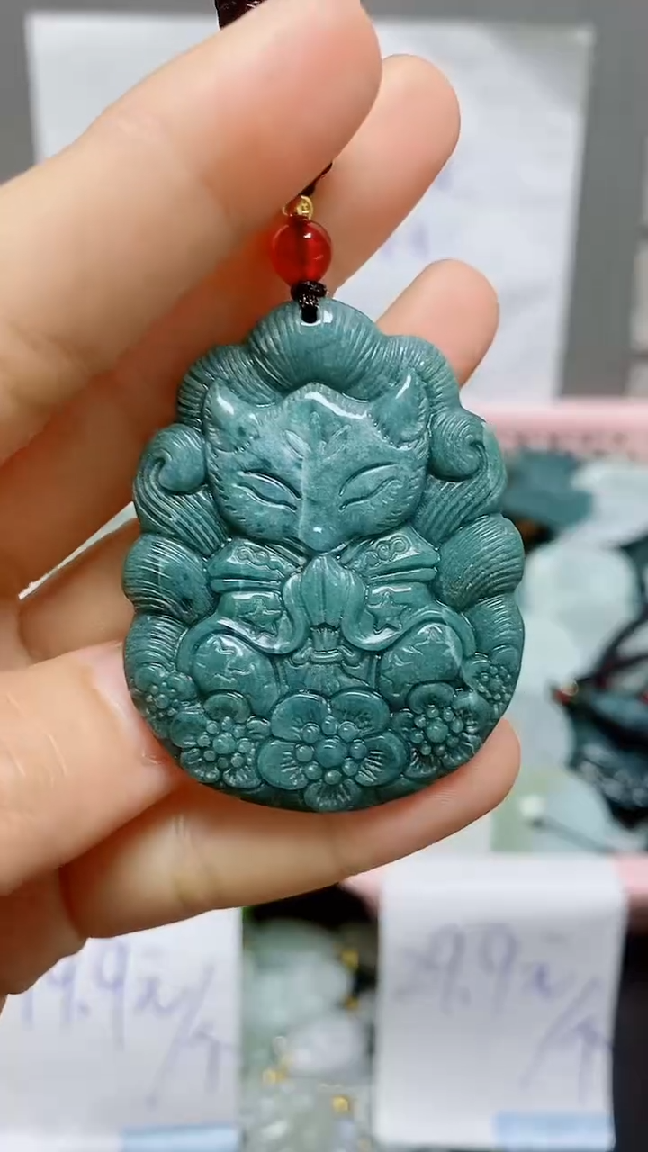 【闪购商品】翡翠颈饰未镶嵌 天然翡翠A货