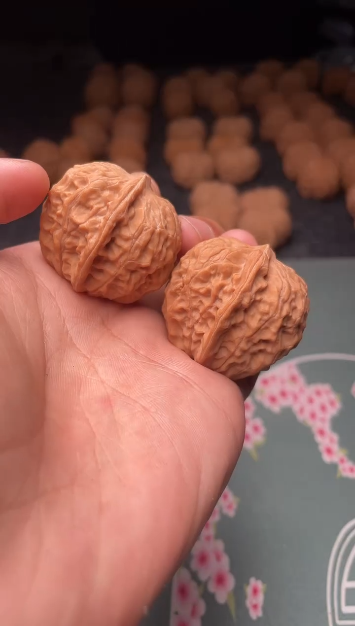 核桃a144  黄松峪 37尺