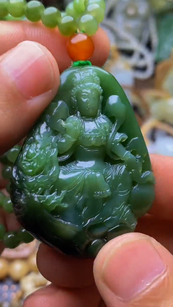 未镶嵌和田玉挂件1