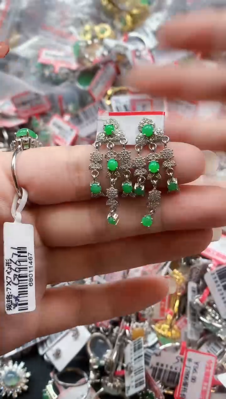 银S925镶嵌戒指翡翠天然A货缅甸翡翠