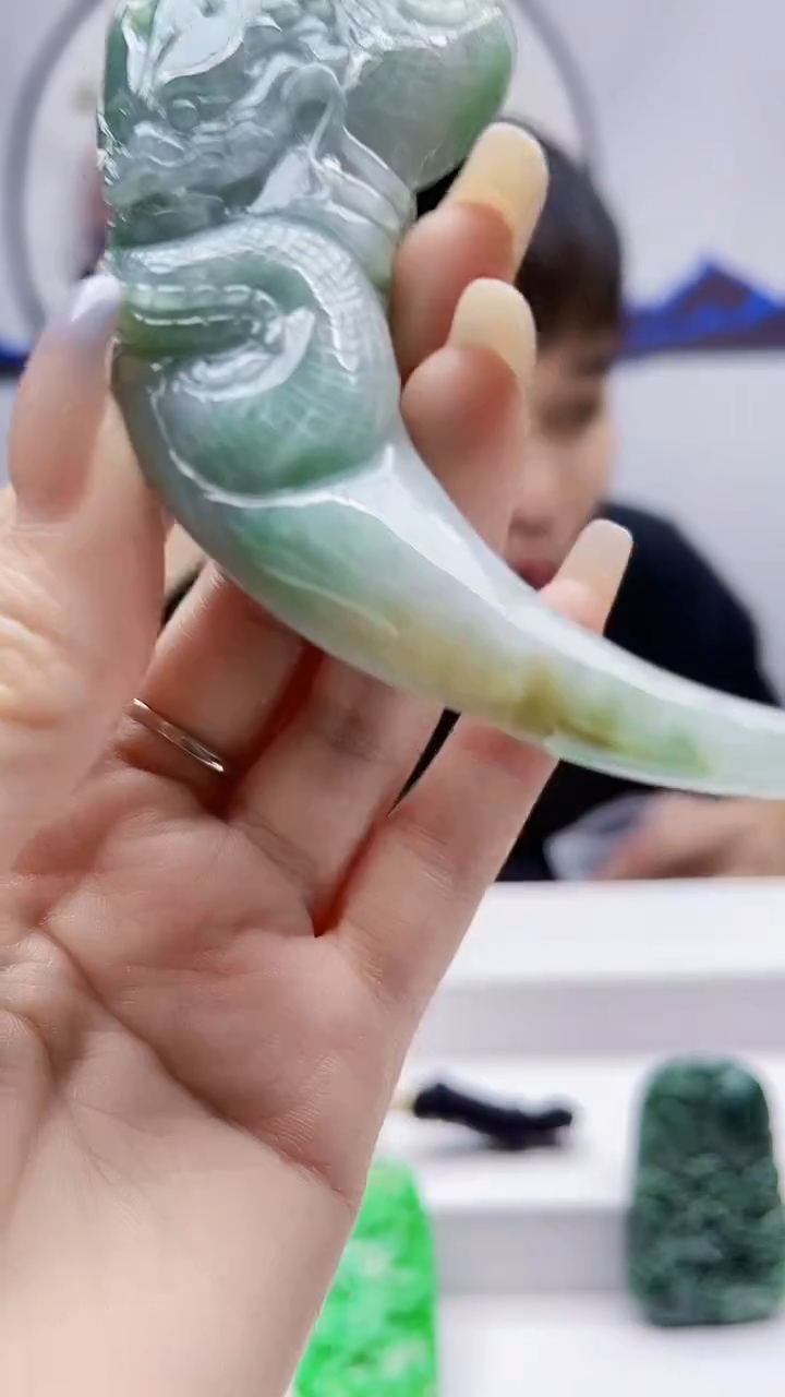未镶嵌定制翡翠毛货挂件47