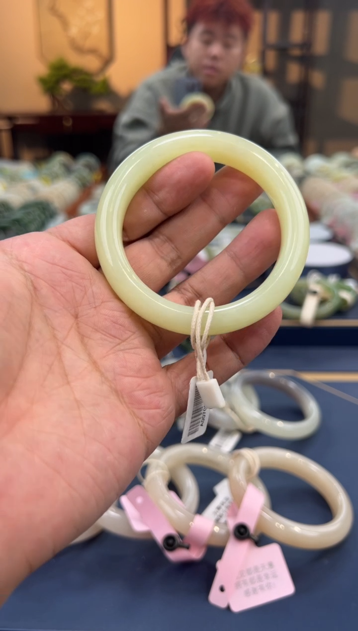【闪购商品】和田玉手镯未镶嵌A0070-58