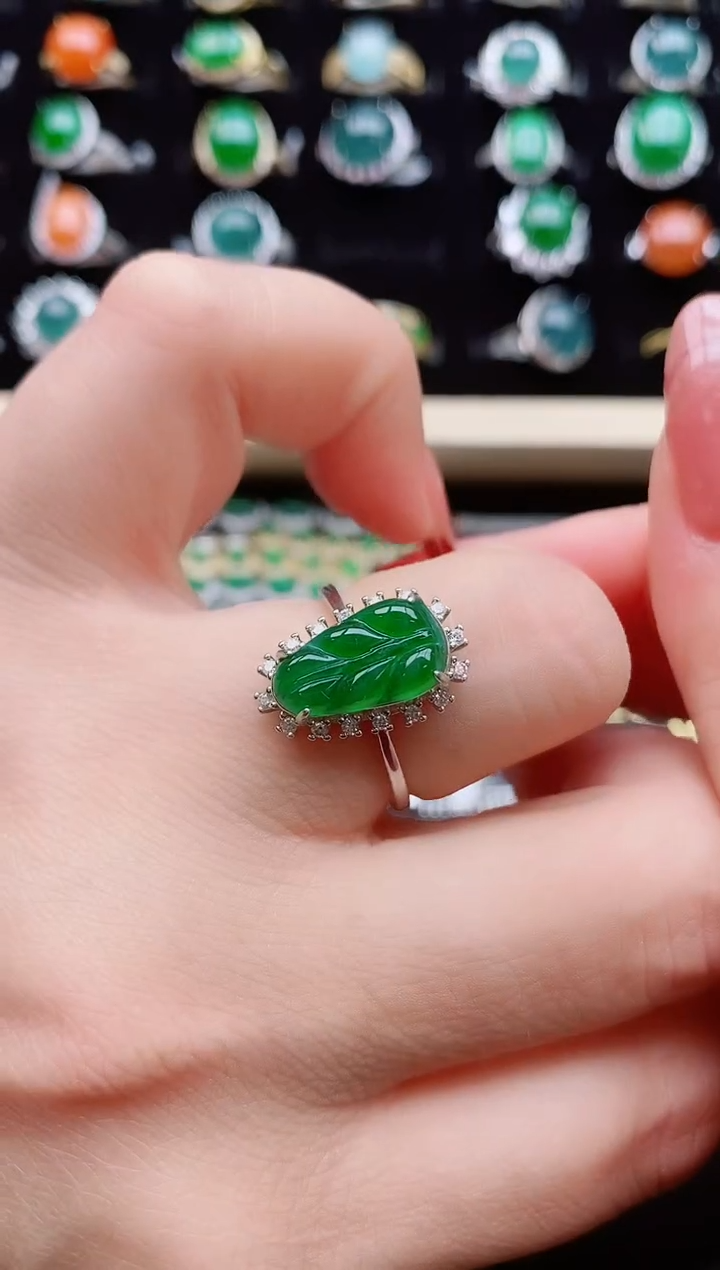 【闪购商品】翡翠戒指银S925镶嵌1321