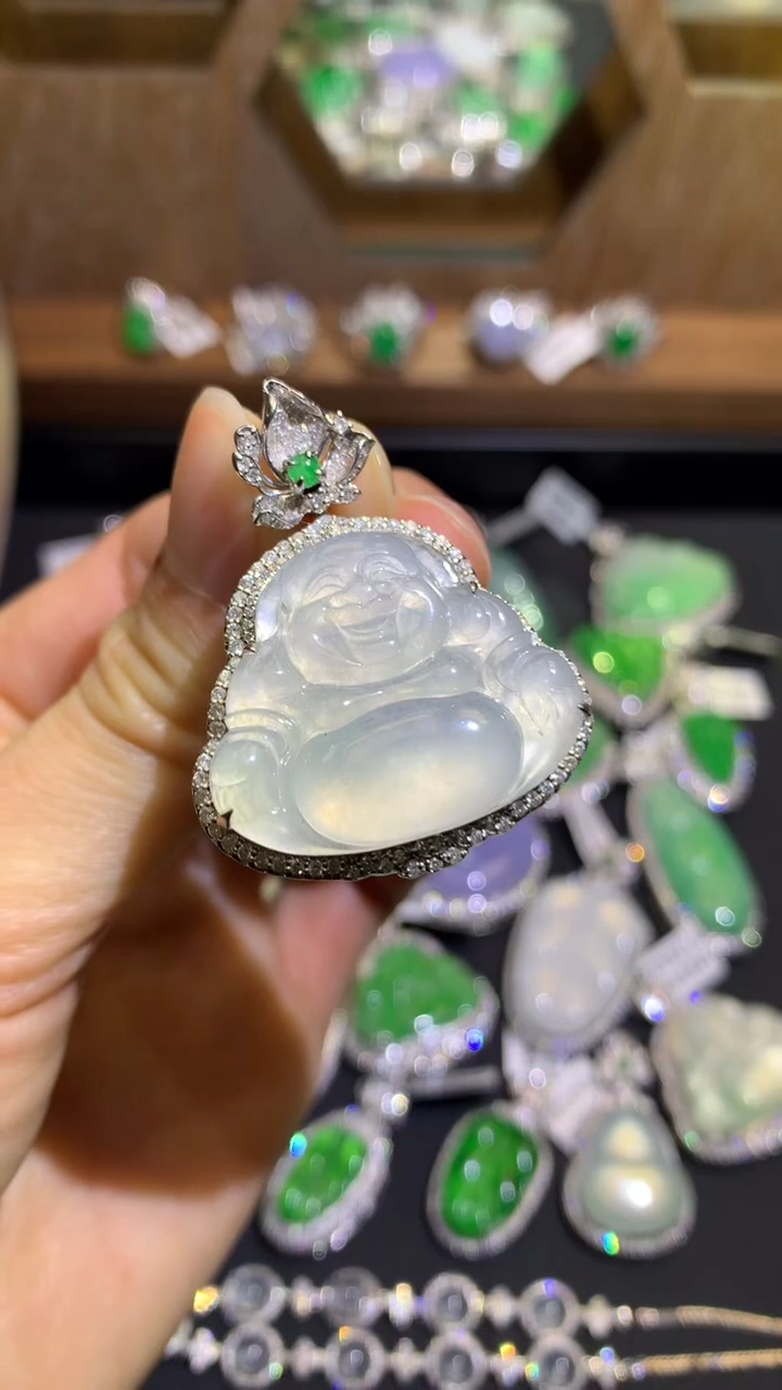 【闪购商品】翡翠吊坠(不含链)18K金镶嵌吊坠