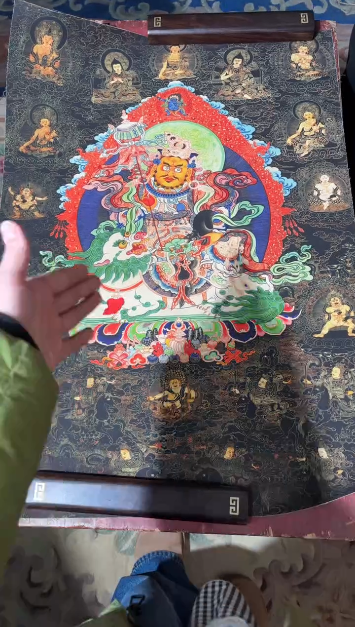 卷轴画龙妹的唐卡tk16