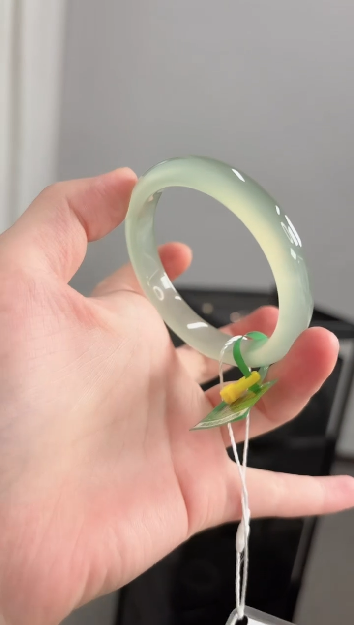 玛瑙/玉髓手镯未镶嵌53圈