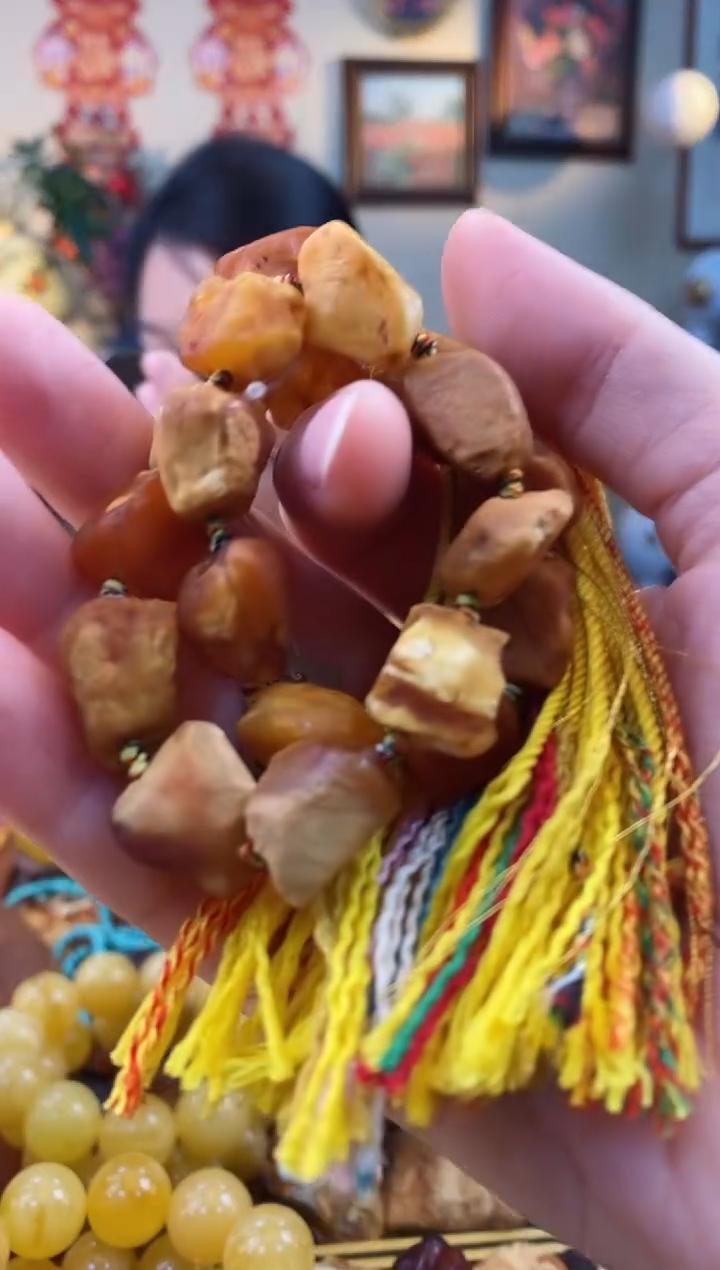 【闪购商品】琥珀手串未镶嵌手串