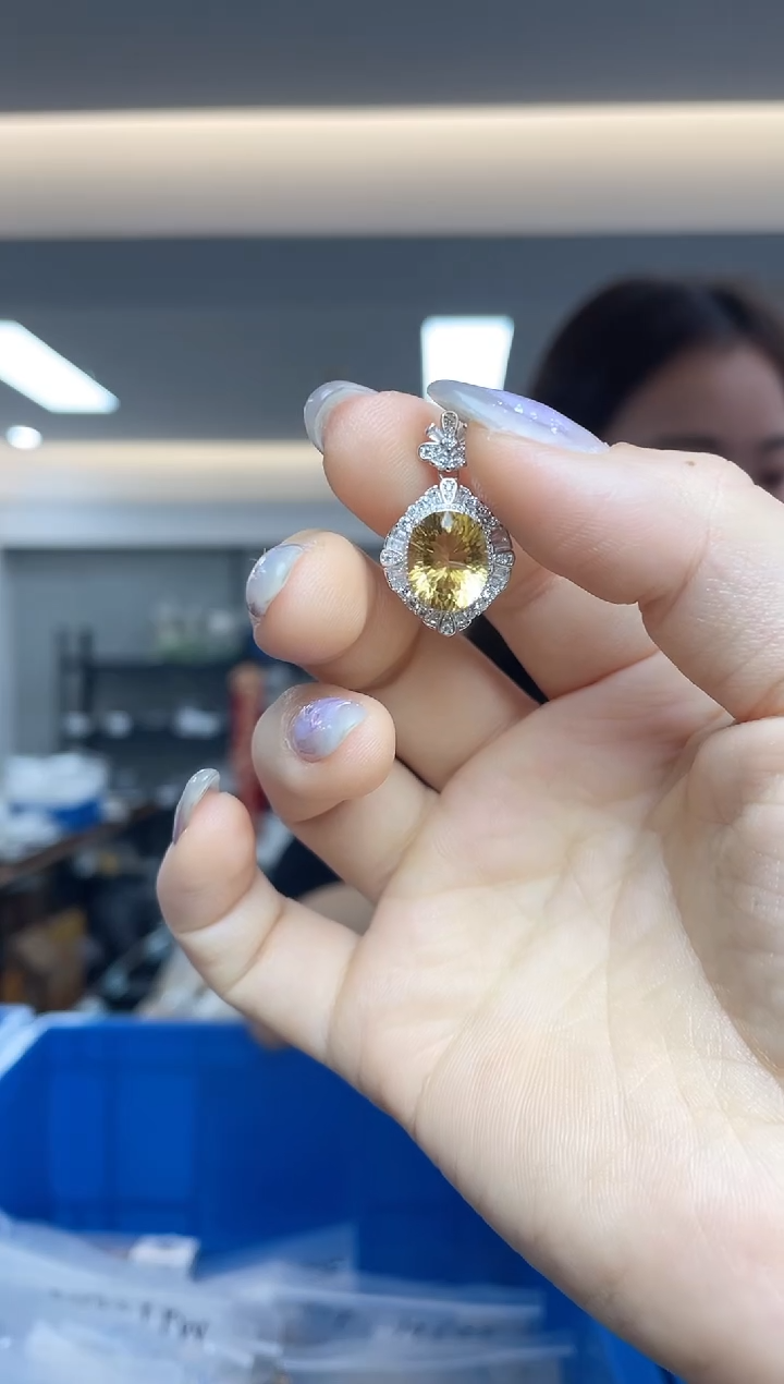 【闪购商品】水晶`银S925镶嵌多样性发一件