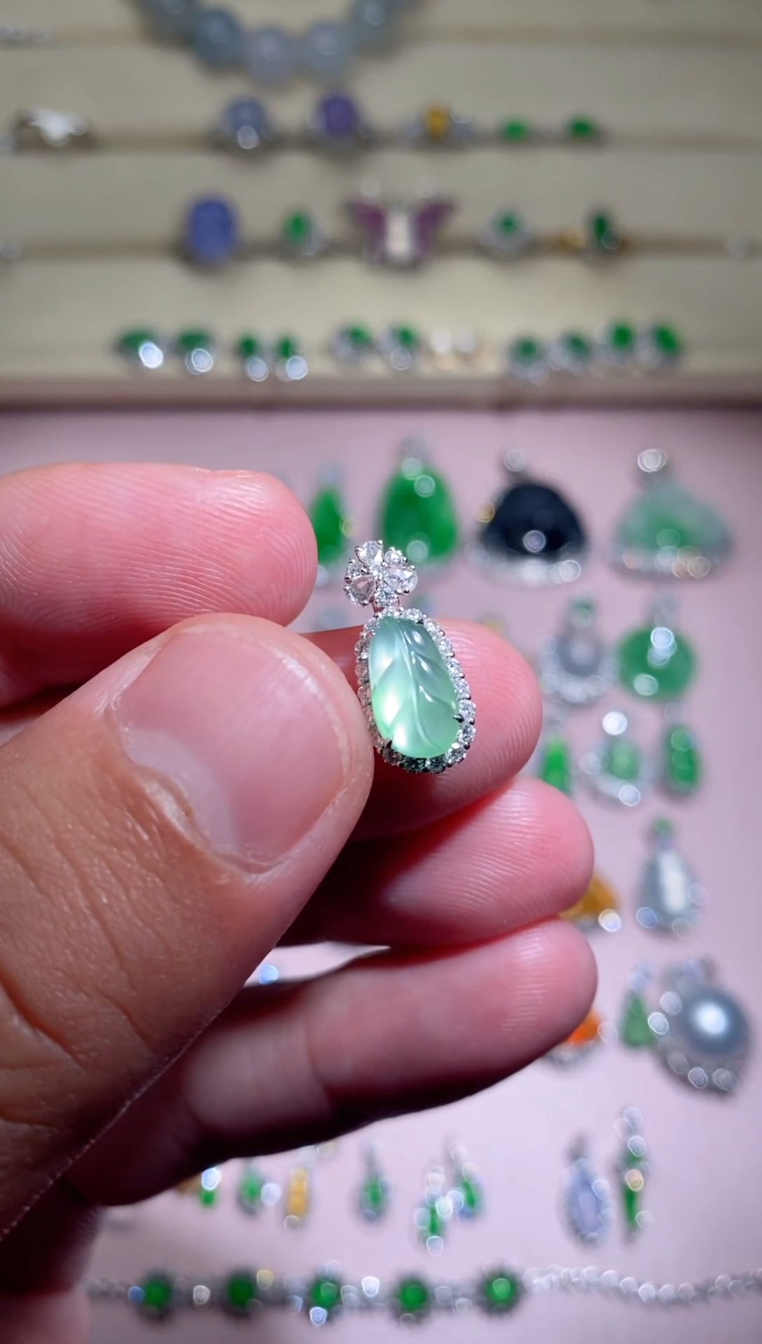 翡翠18K金镶嵌颈饰11/叶子